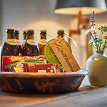 Asten-lodge Hébergement de vacances *